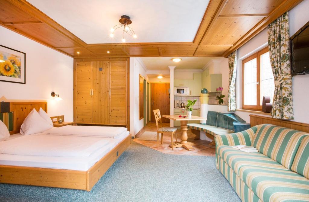 Fliana Arlberg Studios Sankt Anton am Arlberg Habitación foto